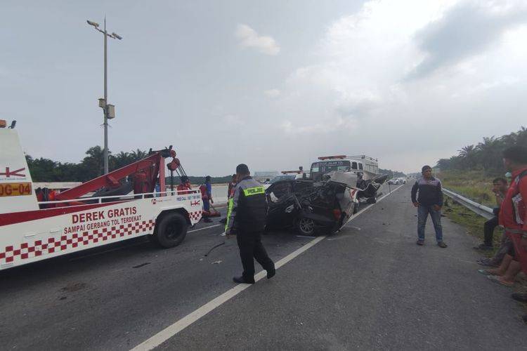 Begini Kronologis Kejadian Tabrakan di Tol Pekanbaru-Dumai Kata Kasat PJR AKBP Budi Setiawan