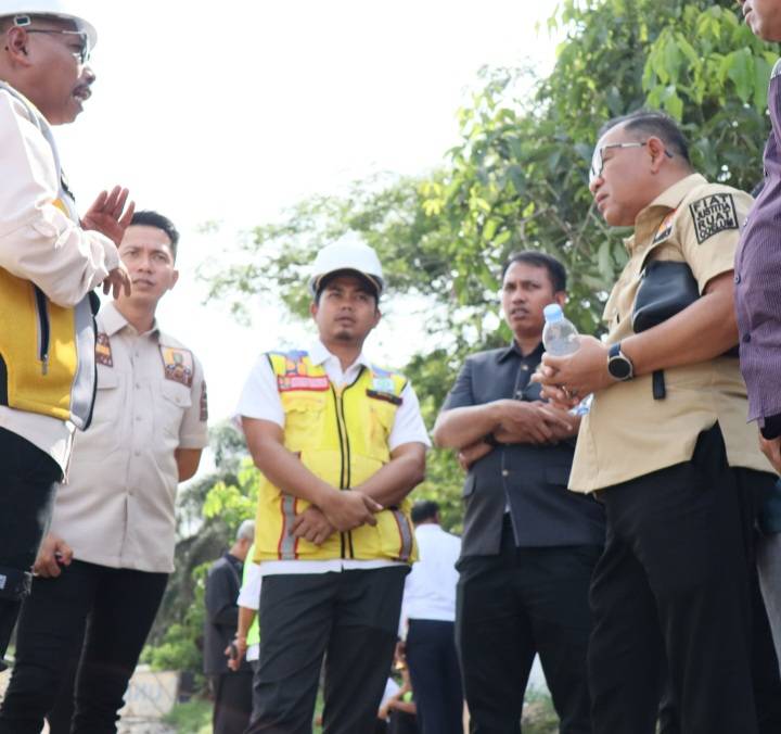 Komisi III Hearing dan Turlap, Hasrizal: 2 Jembatan Ini Perjuangan Walikota H Paisal