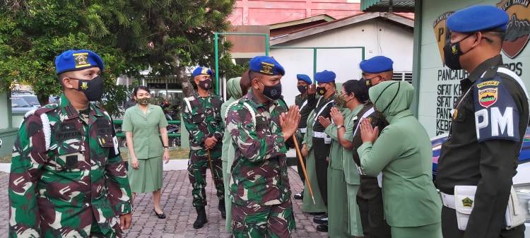 Kolonel A Napitupulu, Danpomdam 1/BB Melepas Rindu ke Mundam