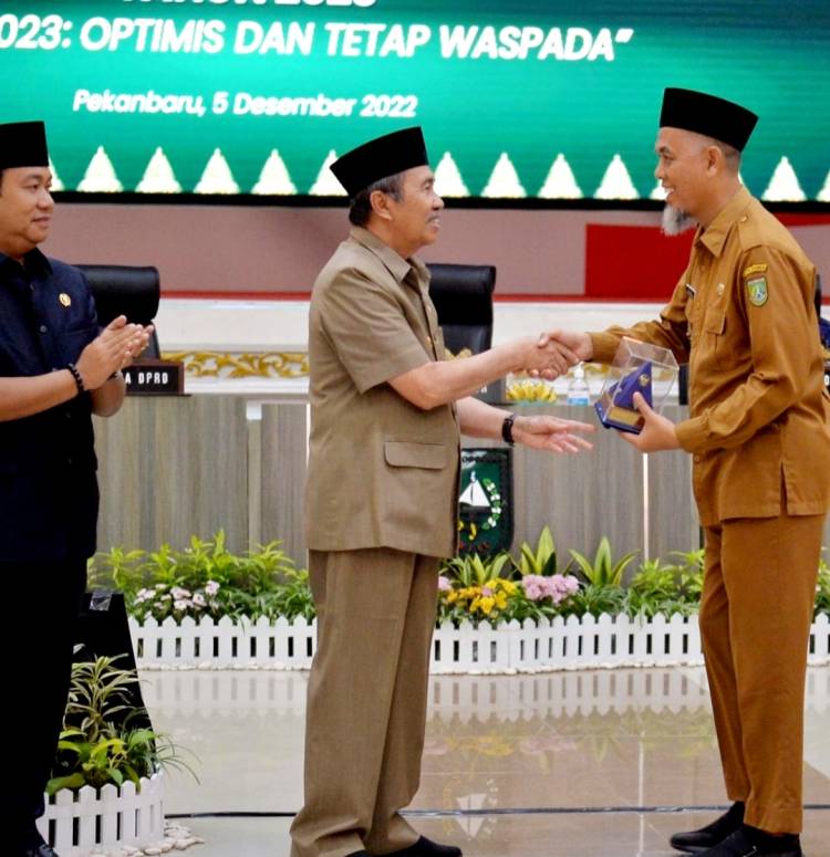 Walikota Dumai H Paisal Terima Penghargaan Ditjen Perbendaharaan