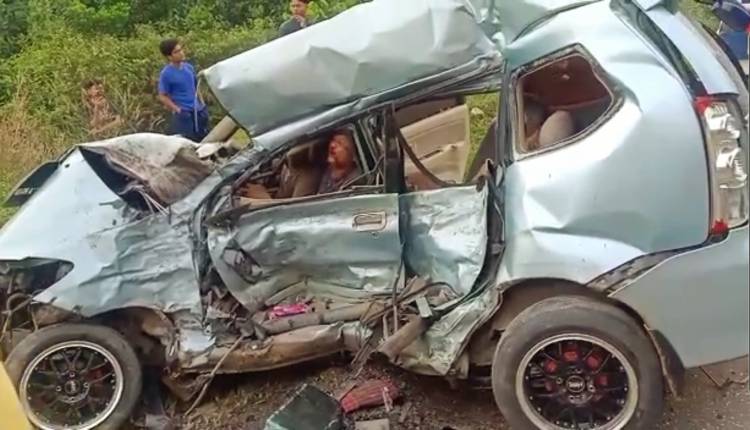 Tabrakan Maut di Duri, 2 Penumpang Avanza Terkapar