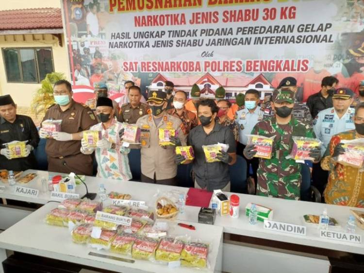 30 Kilogram Sabu-sabu Dimusnahkan di Halaman Mapolres Bengkalis