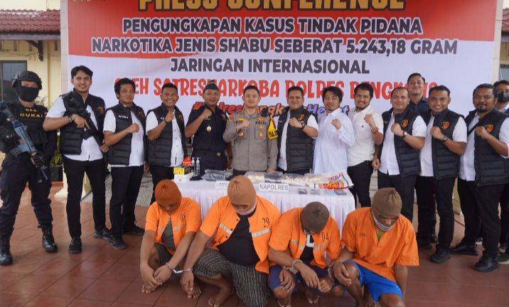 Polisi dan Bea Cukai Bengkalis Berhasil Gagalkan Penyelundupan Narkoba Dari Malaysia, 4 Kuril dan Sejumlah Sabu Diamankan