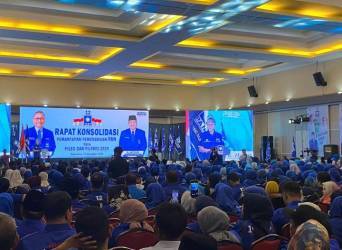 Caleg PAN Dilarang Main Dukun dan Malas-malasan, Harus Bekerja Keras