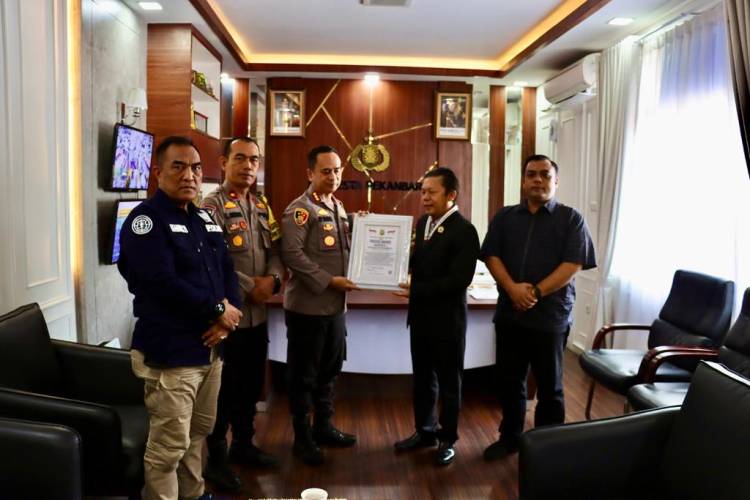 Ungkap 69 Kg Sabu, Polresta Pekanbaru Dapat Penghargaan Bergensi Dari LEMKAPI